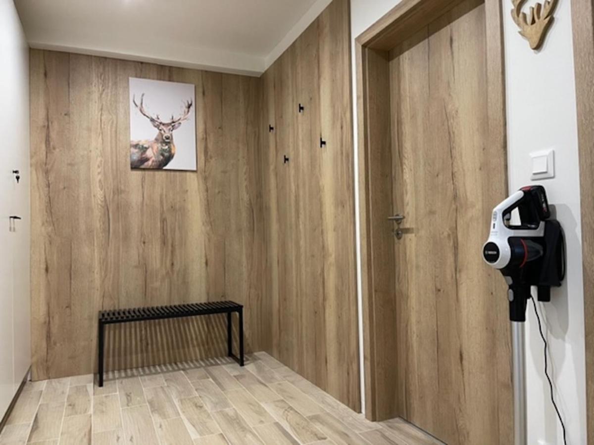 Klinovec Apartments Luxury Loučná pod Klínovcem Exteriör bild